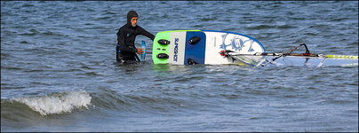 Surfer-R-5313.jpg