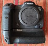 Canon R5III.jpg