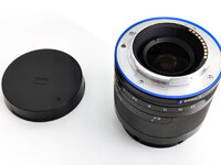 zeiss oxia3.jpg