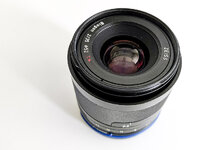 zeiss oxia4.jpg