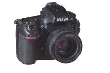 Nikon D8700E 1.jpg