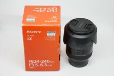 01 Sony 24-240mm.jpg