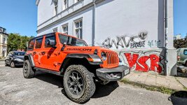 PXL_20240517 Orange Jeep 2024 1920.jpg