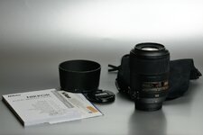 Nikon-85-1.jpg