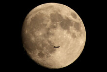 Mond+Flugzeug.jpg