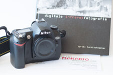 Nikon D70.jpg