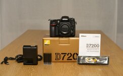 D7200_Paket_front.jpg