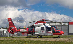 Aerospatiale-SA365-Dauphin-2.jpg